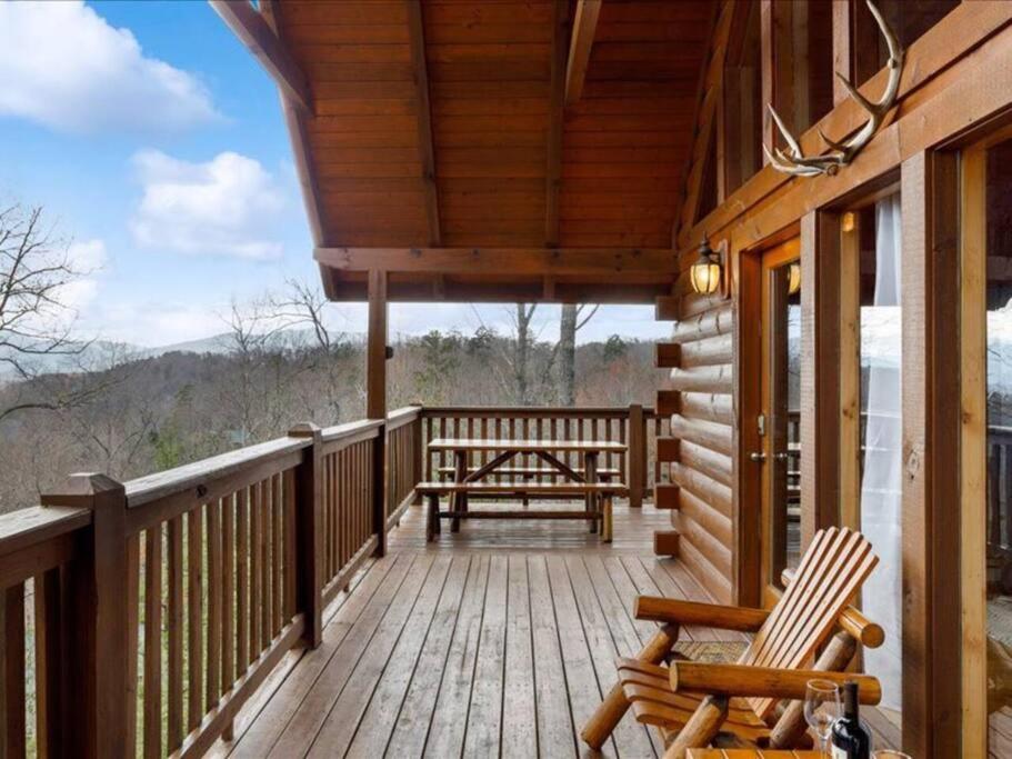 Breathtaking Views Of The Smokies, 3 Mins To Gatlinburg Villa Dış mekan fotoğraf