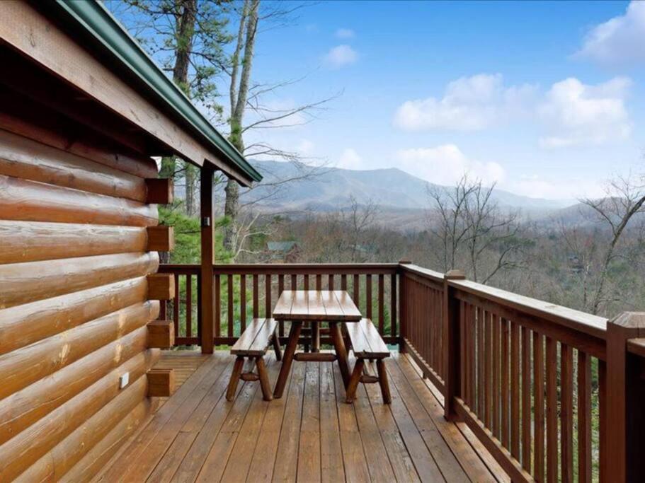 Breathtaking Views Of The Smokies, 3 Mins To Gatlinburg Villa Dış mekan fotoğraf